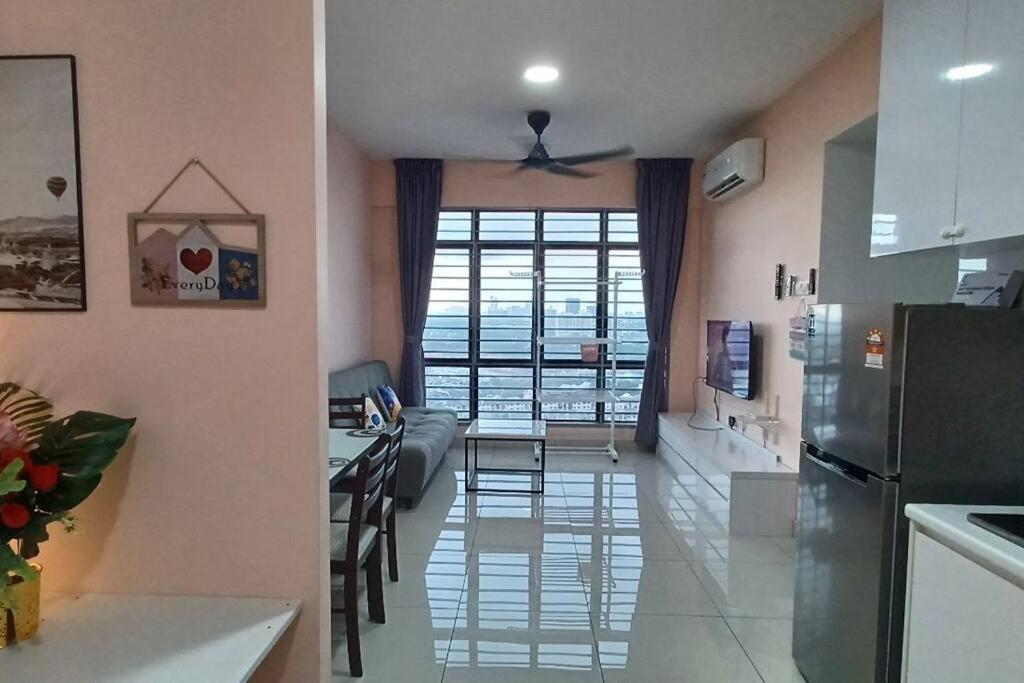 Homestay Arc Cozyhome Austin Hills 4-5Pax Johor Bahru Kültér fotó