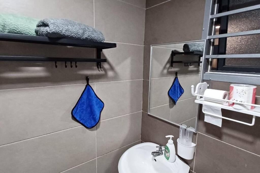 Homestay Arc Cozyhome Austin Hills 4-5Pax Johor Bahru Kültér fotó
