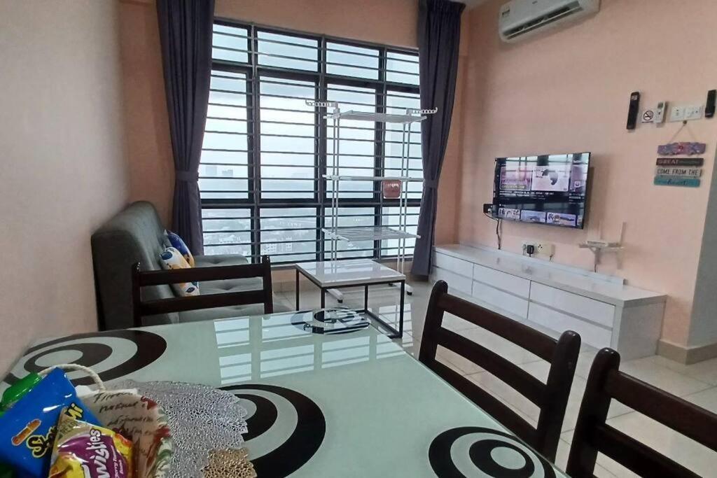 Homestay Arc Cozyhome Austin Hills 4-5Pax Johor Bahru Kültér fotó