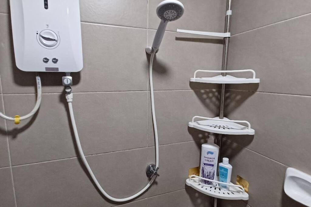 Homestay Arc Cozyhome Austin Hills 4-5Pax Johor Bahru Kültér fotó